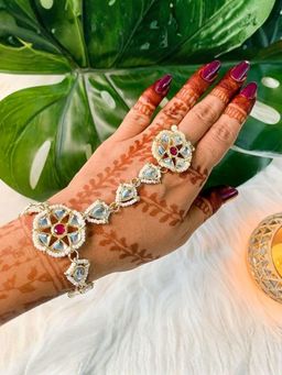 I Jewels - Gold Plated Kundan Studded & Pearl Beaded Ring Bracelet