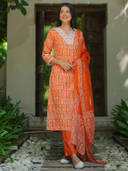 Orange color option, Currently selected