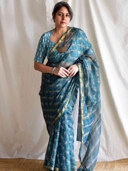 Sundarii - Mehrang - Ajrakh Kota Doria Saree with Unstitched Blouse