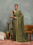 Green color option, Sold out, Currently selected