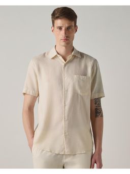 Mufti - Rich Off White Solid/Plain Men Shirt