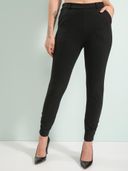 Black color option, Currently selected