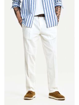 Snitch - White Solid Relaxed Casual Trouser for Men