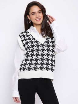 IKI CHIC - V Neck Vest Sleeveless Knitted Cardigan