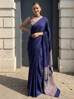 Akhilam - Navy Blue Printed Saree with Unstitched Blouse
