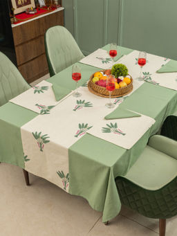 Urban Space - Green & White Cotton Table Linen (Set of 13) (6 Seater)