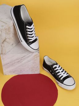 Truffle Collection - Black Lace-Ups Sneakers for Kids