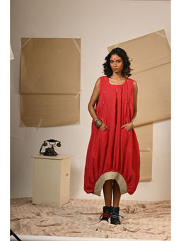 PRATHAA - Red Balloon Style Checks Dress