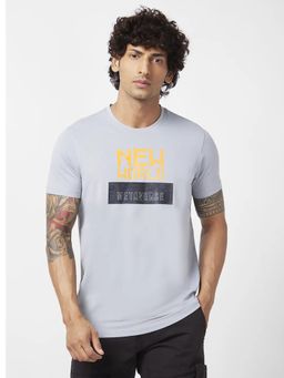 Spykar - Men Grey Blended Slim Fit Half Sleeve Round Neck Printed T-shirt