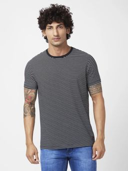 Spykar - Men Black Blended Slim Fit Half Sleeve Round Neck Casual Striped T-shirt