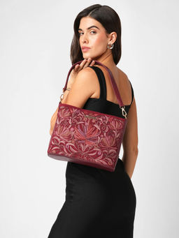 Caprese - Women Red Siji Tresana Kashida Embroidery Crossbody Bag (L)