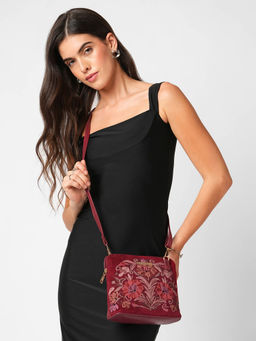 Caprese - Women Red Siji Tresana Kashida Embroidery Crossbody Bag (S)