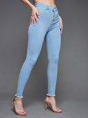 Blue color option, Currently selected