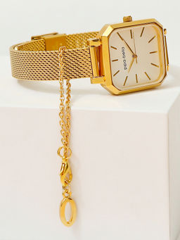 Pipa Bella by Nykaa Fashion - Gold-Plated O Initial Watch Charm