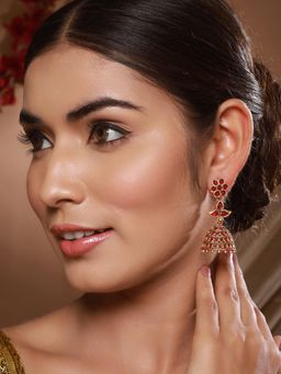 Aatmana - Women Red Floral Jhumka Earrings