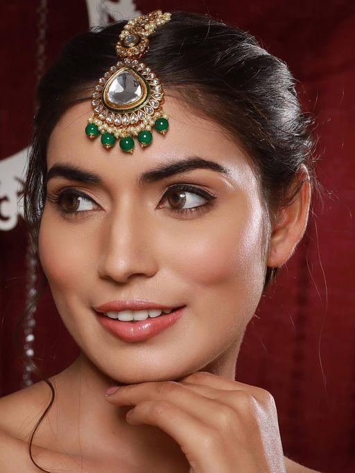 Aatmana Women Gold-Plated Green Kundan Studded Maangtikka