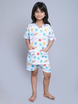 Little Clothings - Girls White Cotton Printed Top with Shorts (Set of 2)