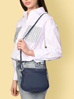 Lavie - Women's Sara Small Crossbody Sling Bag (S)