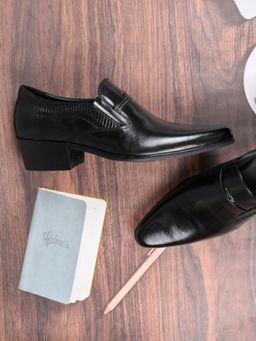 Cobblerz - Men Black Solid Formal Loafers