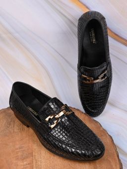 Cobblerz - Men Black Animal Print Loafers
