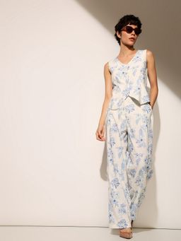 ONLY - Women Floral Print Relaxed Fit High Rise White Co-Ord Set