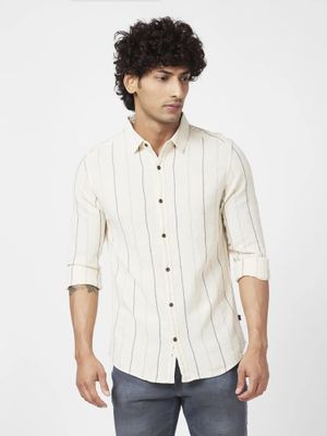 Buy Spykar Men Off White Cotton Slim Fit Full Sleeve Casual Striped ...