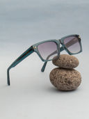 Grey color option, Currently selected