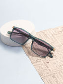 Grey color option, Currently selected