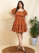 Tan color option, Currently selected