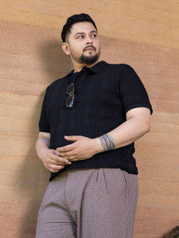 Instafab Plus - Black Textured Regular Fit Polo T-Shirt