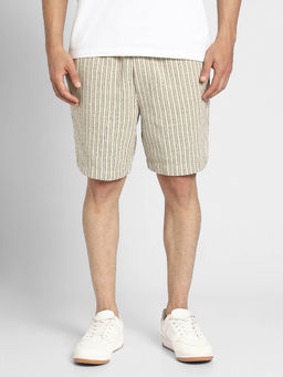 American Eagle - Men's Dune 8 Trekker Shorts