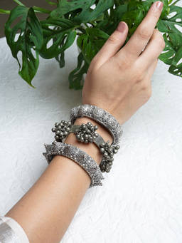 Teejh - Labonya Stacked Bracelet (Set Of 3)