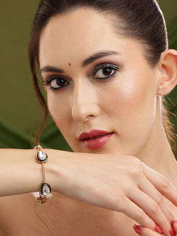 Ruby Raang Studio - Green Antique Finish Kundan Kada