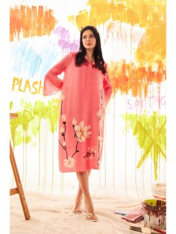 TASUVURE - Coral Fable Floral Shirt Dress
