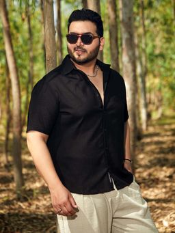 Instafab Plus - Men's Onyx Black Solid Cotton Shirt