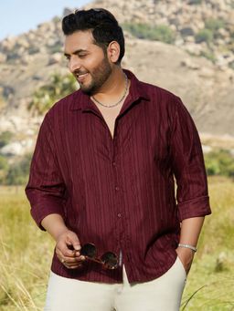 Instafab Plus - Men's Wine Ripple-Edge Shirt