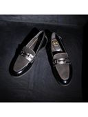 Black color option, Sold out, Currently selected
