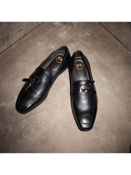 Monkstory - Tassel Loafers with Rose Gold Bit - Black