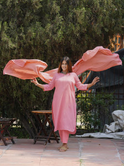 Zuri - Salmon Rose Cotton Kurta With Matching Pant And Dupatta