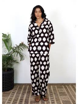 Azurina - Black Sharan Pj Shirt - Stone