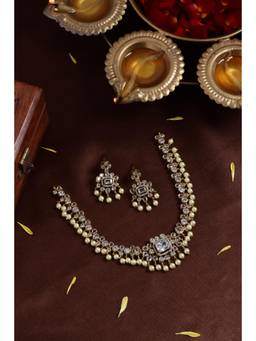 KATTAM - Women White Stones Jewellery Set