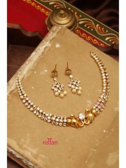 KATTAM - Women White Stones Jewellery Set