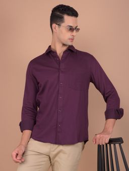 CRIMSOUNE CLUB - Men Purple Solid Shirt