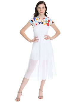 Dodo & Moa - Women White Round Neck Dress
