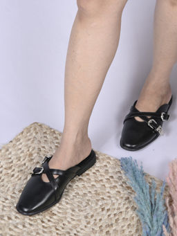 Jove - Women Black Solid Mules