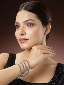 NVR - Women Set of 4 Silver-Toned German Oxidised Bangles