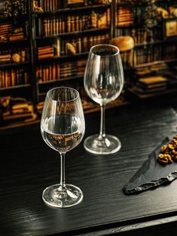 Trovea's - Set of 4 Sparkle and Sip: Premium Crystal Wine Glass 190 Ml