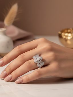 925 SILLER - The Radiant Triptych Marquis Ring