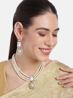 Peora - Gold Plated White Kundan Jewellery Set