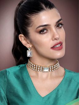 Peora - Gold Plated White Kundan Crystal Choker Jewellery Set